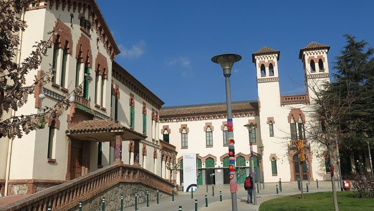 Agresión homófoba en Granollers: Le abre la cabeza por besarse con su pareja